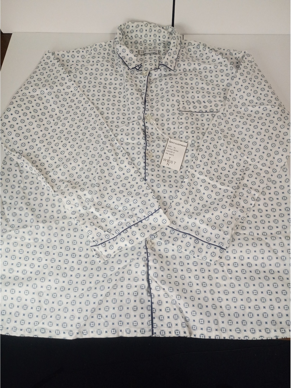 White patterned pajama set with contrast piping